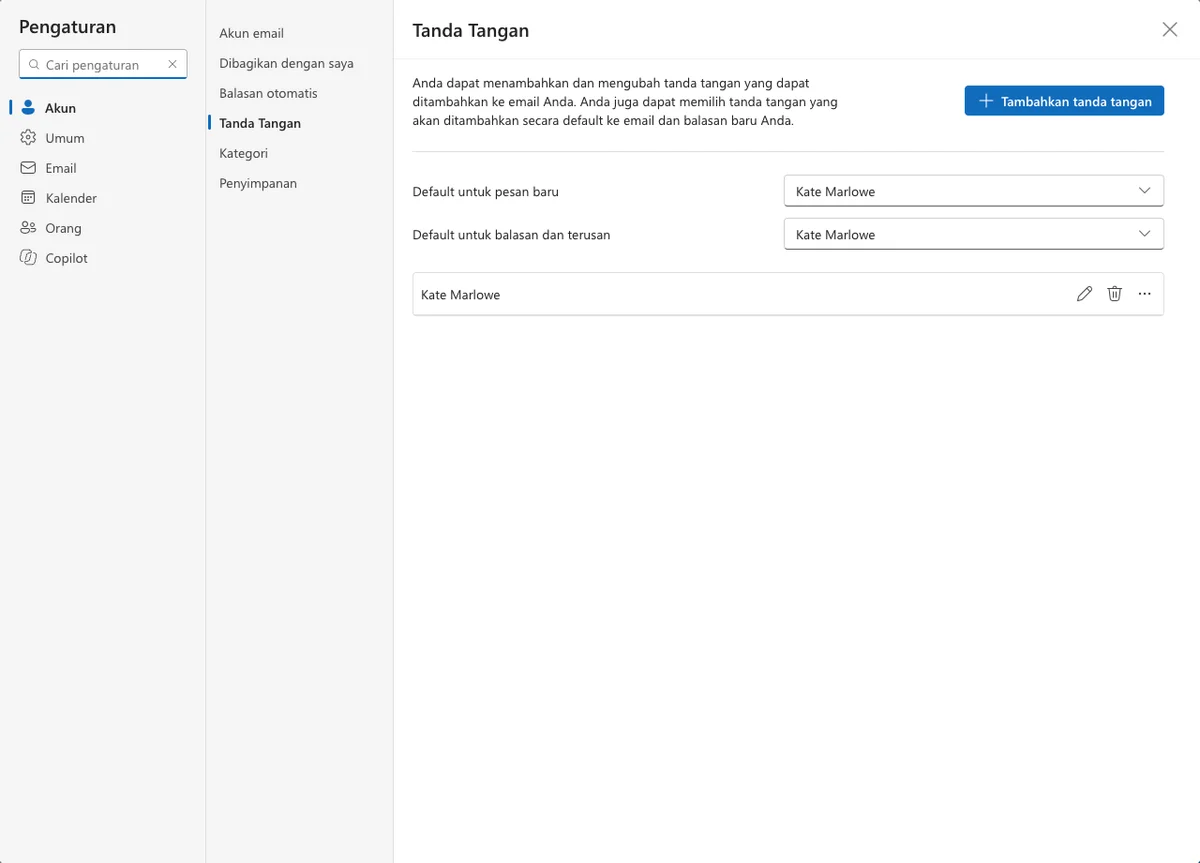 Pengaturan Outlook, Akun > Tanda Tangan, dengan tanda tangan default
